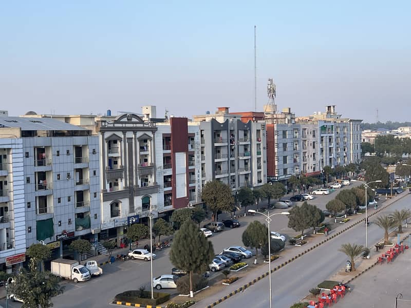 2 BEDROOM CORNER FLAT FOR SALE MULTI F-17 ISLAMABAD ALL FACILITY 9