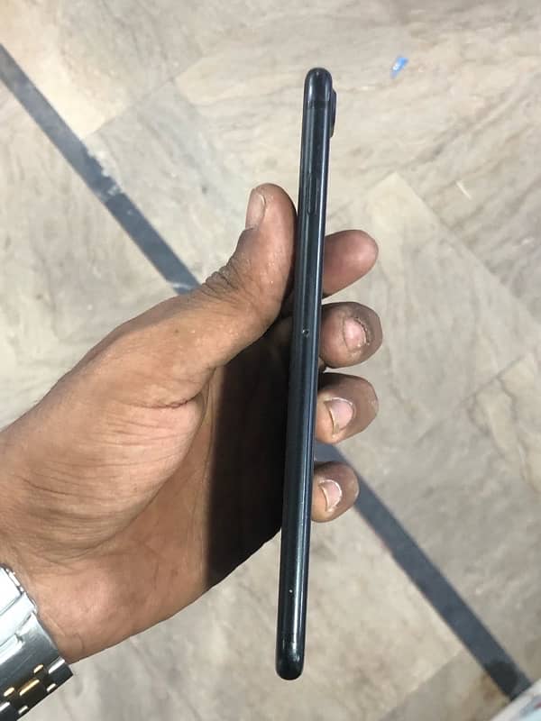 Iphone 7 plus PTA APPROVED 1