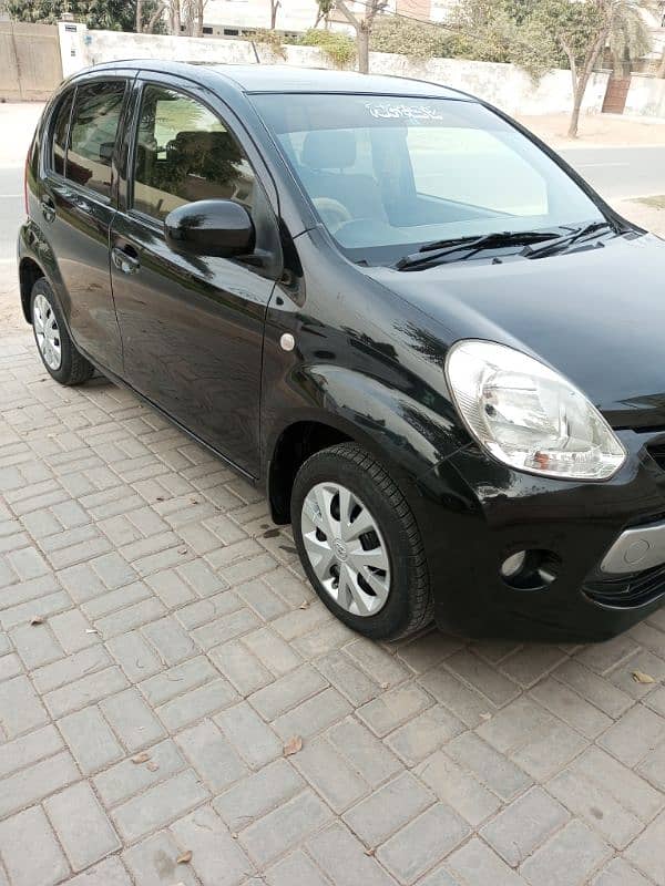 Toyota Passo pearl black b2b original 0