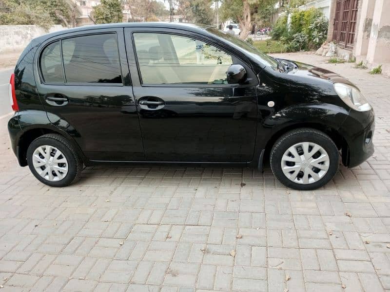 Toyota Passo pearl black b2b original 5