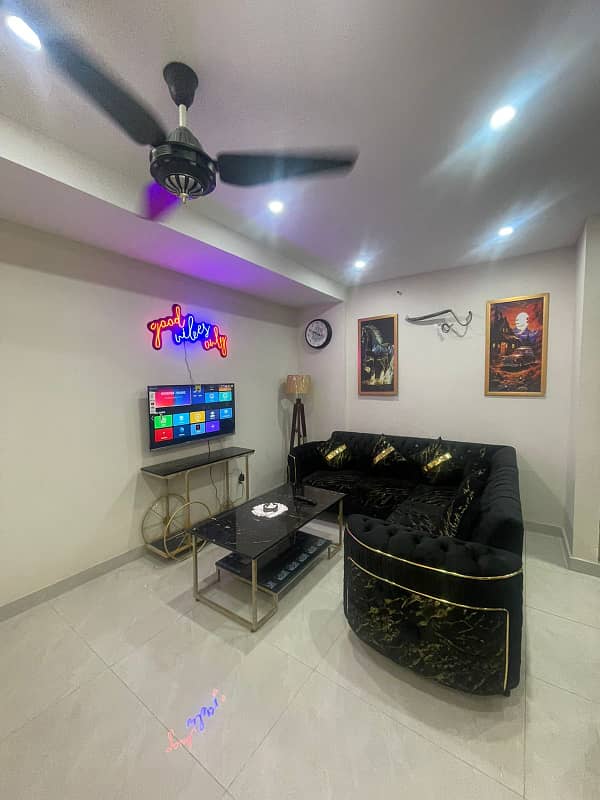 One bedroom VIP apartment for rent on daily basis in bahria town 2