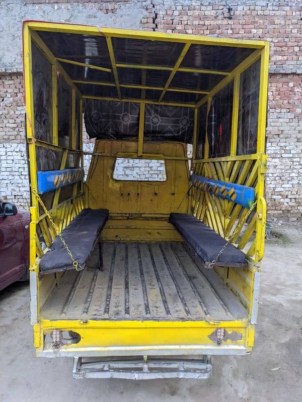 Rozgar/CNG Auto Riksha 2