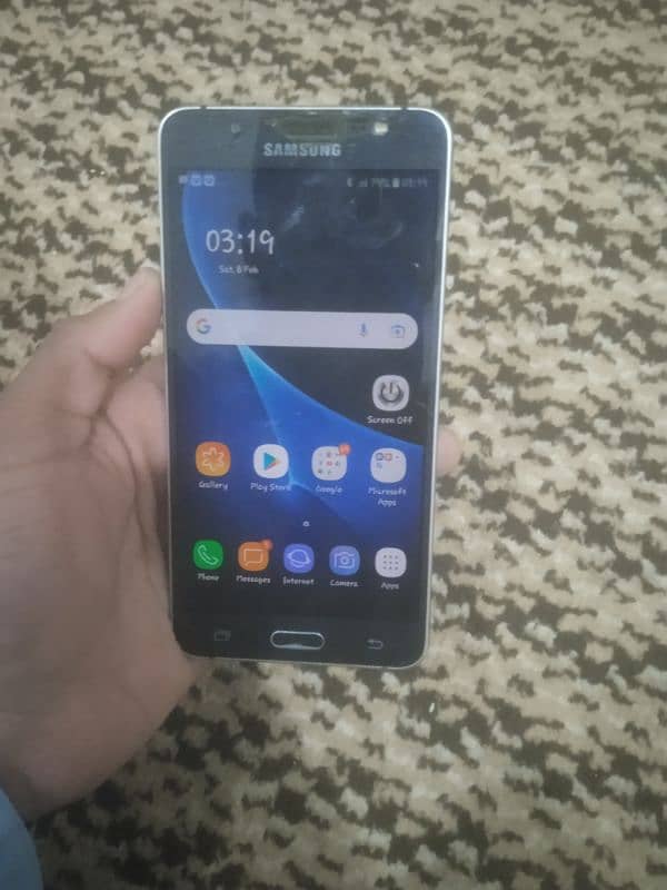 Samsung Galaxy j5 6 4