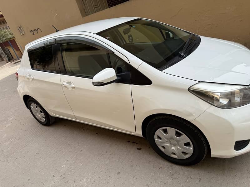 Toyota Vitz 2013 3