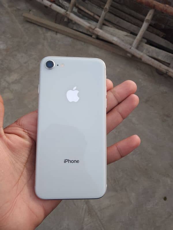 iphone 8 64 GB 5