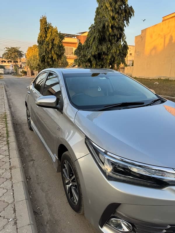 Toyota Altis Grande 2019 4