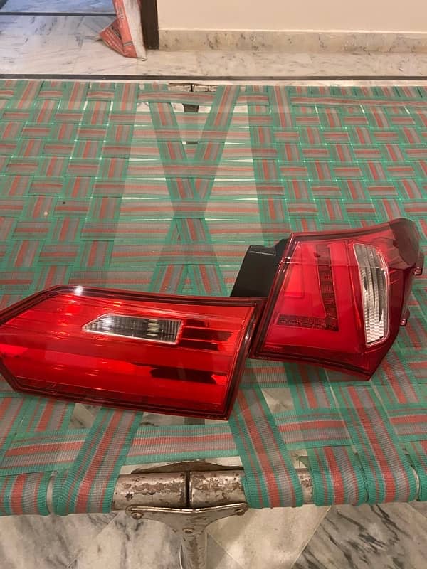 Toyota corolla (2014-2023) Rear Lava Lights 1