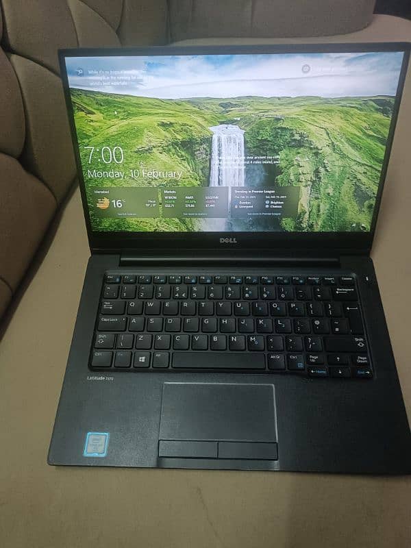 Dell 7370 Slim and Light Weight 0