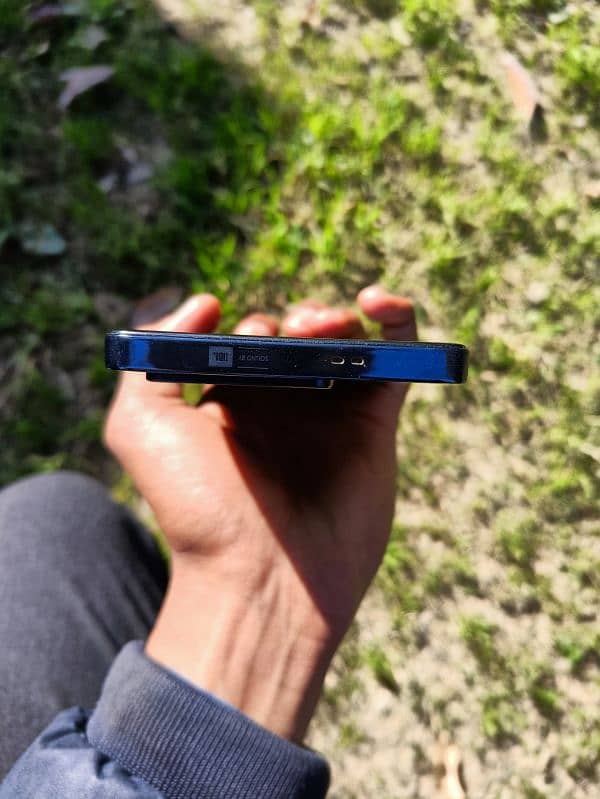 Infinix not 30 pro 3