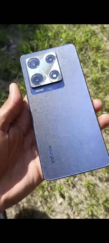 Infinix not 30 pro 4