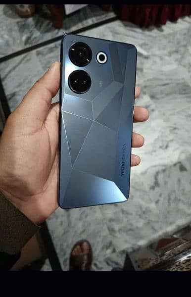 Tecno camon 20 pro 0