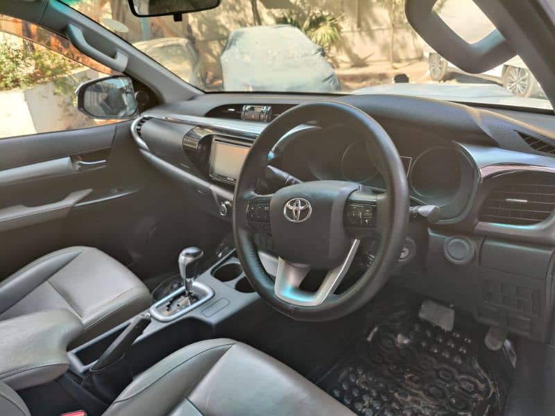 Toyota Hilux 2017 3