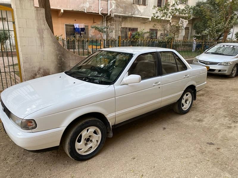 Nissan Sunny 1991 3