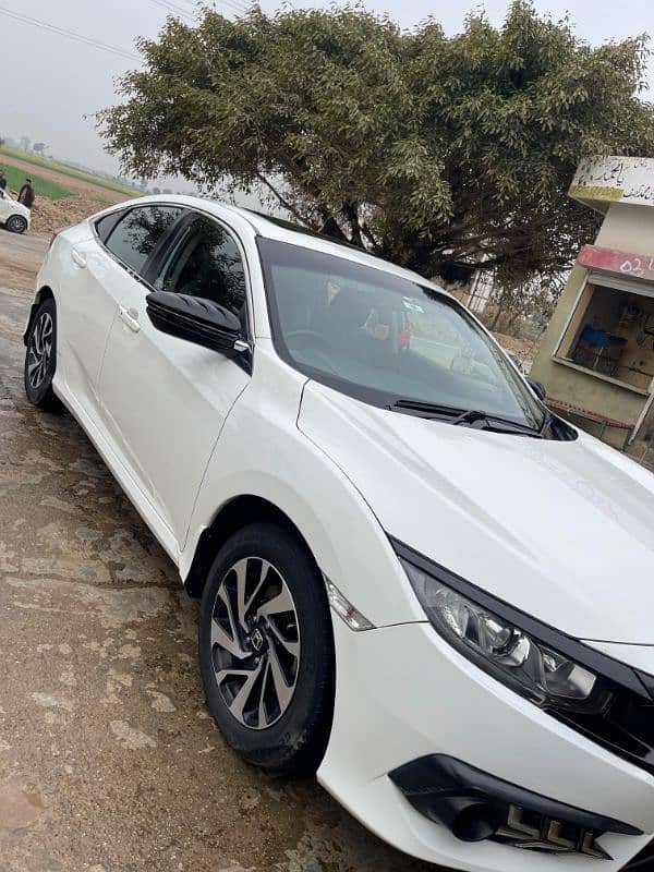 Honda Civic Oriel 2018 6