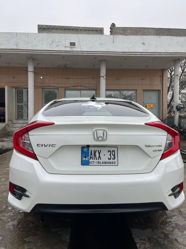 Honda Civic Oriel 2018 8