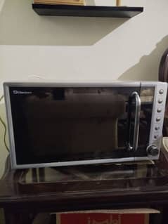 microwave oven