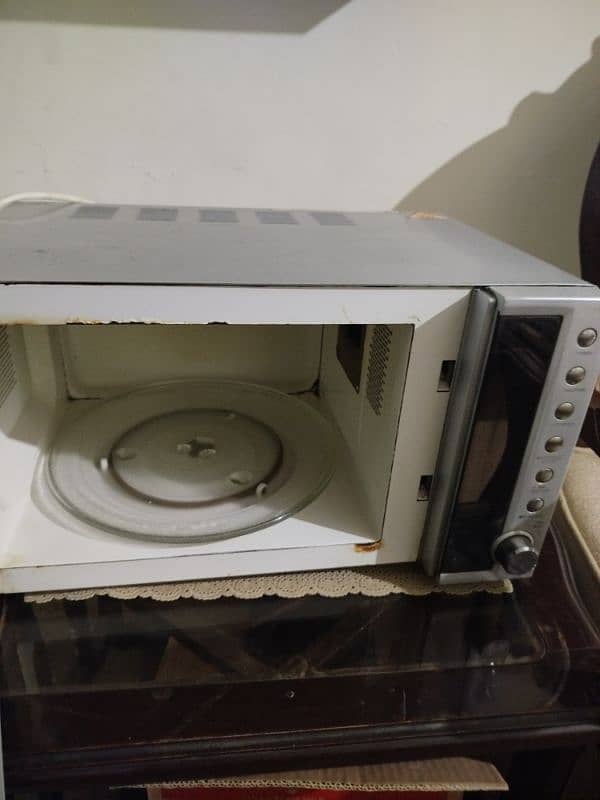 microwave oven 2