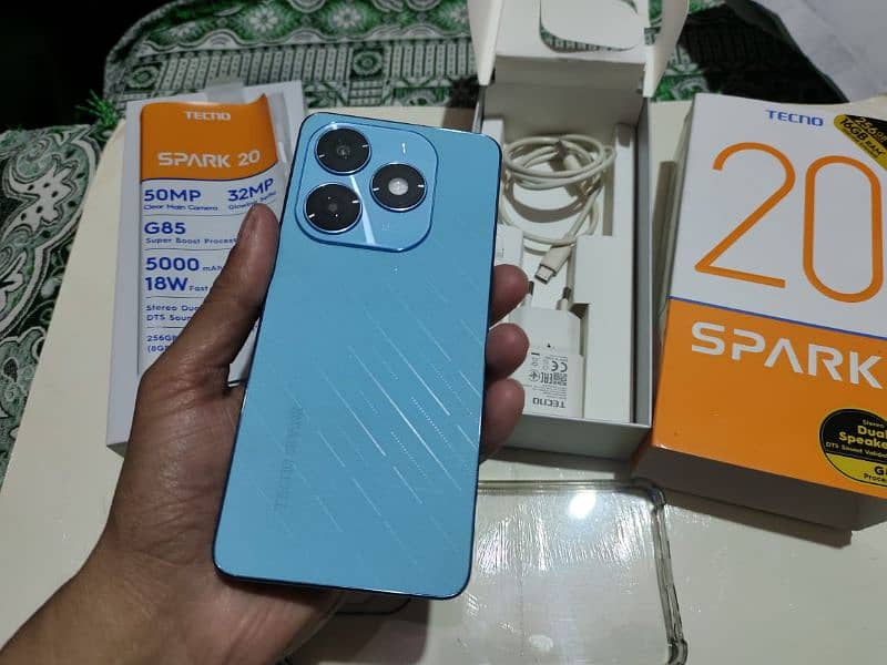 Tecno Spark 20 8+8/256 with original Box Charger Warranty 1