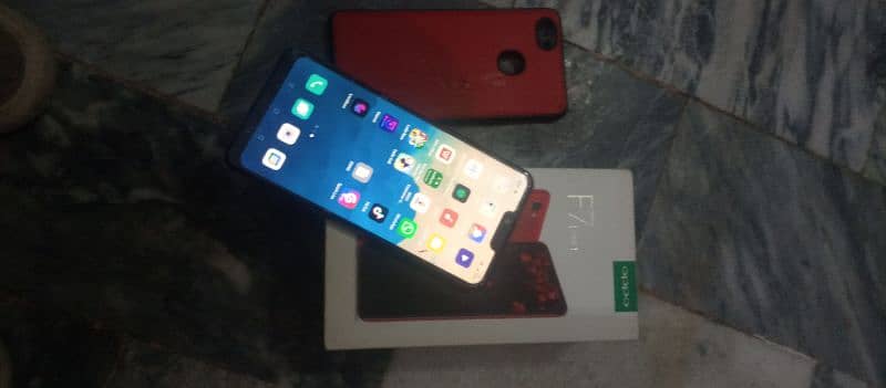 oppo F7 4 64GB 3