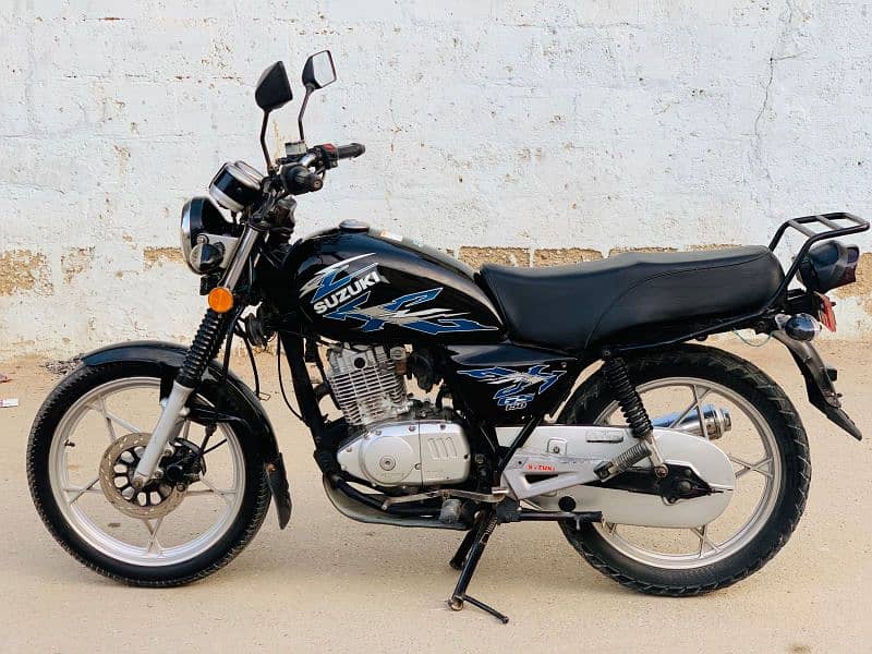 Suzuki gs 150 se 03142088181 1