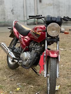 Yamaha YB125z