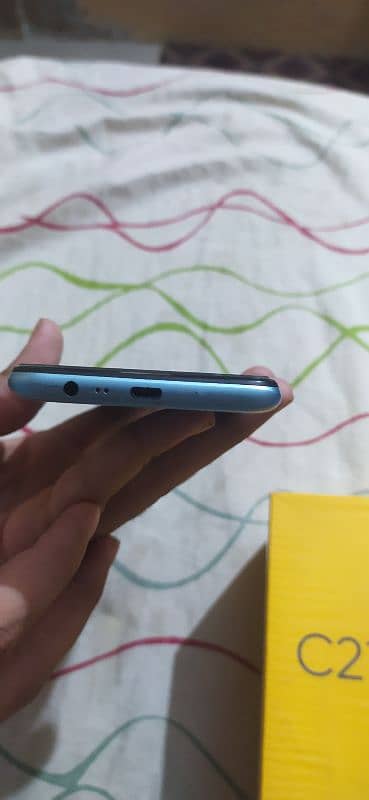 Realme c21-y with box 4/64 pta approved 10/10 condition 4