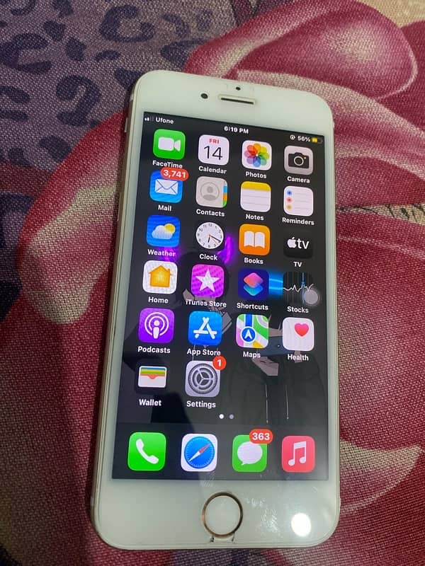 iPhone 6s 64gb pta approved gold color 1