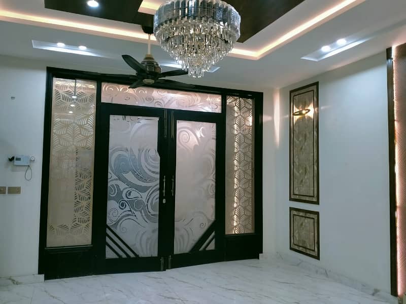 10 MARLA BRAND NEW FIRST ENTRY LUXURY IDEAL FACING PARK FULL HOUSE FOR RENT IN OVERSEAS B BLOCK BAHRIA TOWN LAHORE 37