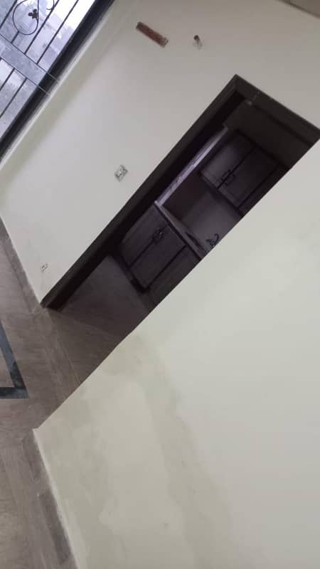 1 BED GOOD EXCELLENT IDEAL CONDITION IDEAL FLAT FOR RENT IN SECTER C BAHRIA TOWN LAHORE 19