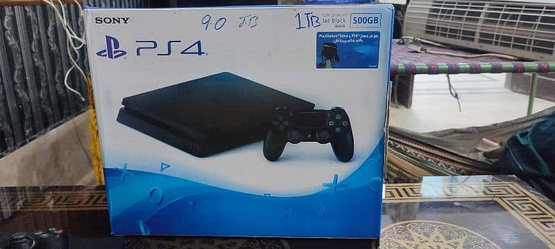 Playstation 4 Slim jailbreak 1 tb with Box 1