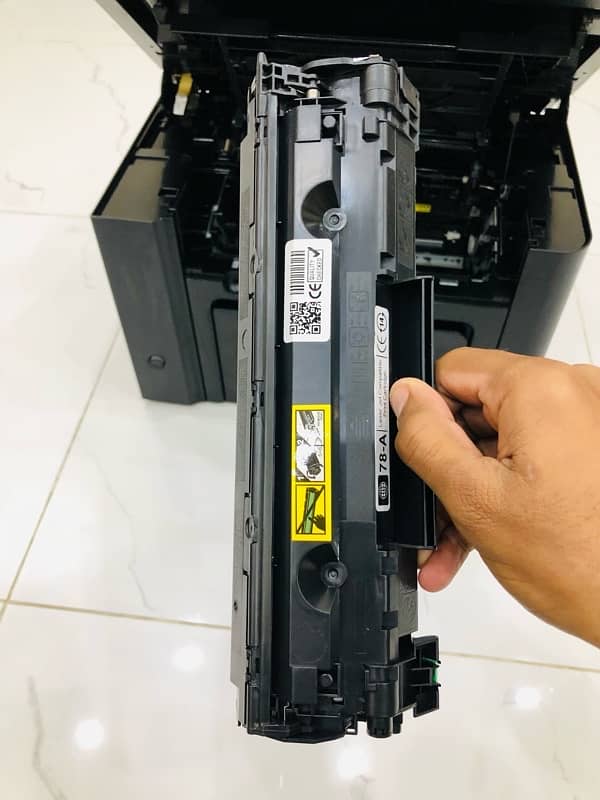 HP LazerJet 1536dnf MFP 2