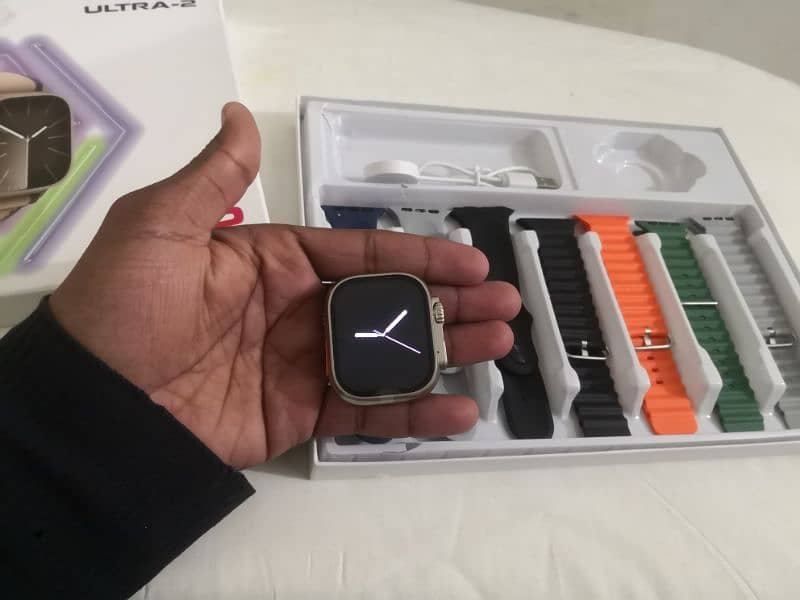 Smart Watch Ultra 9 with 7 Straps 5