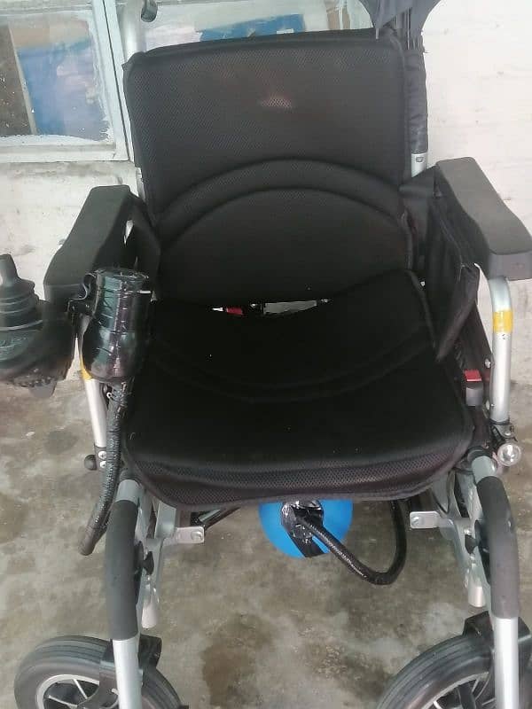 Electric wheel chair 5