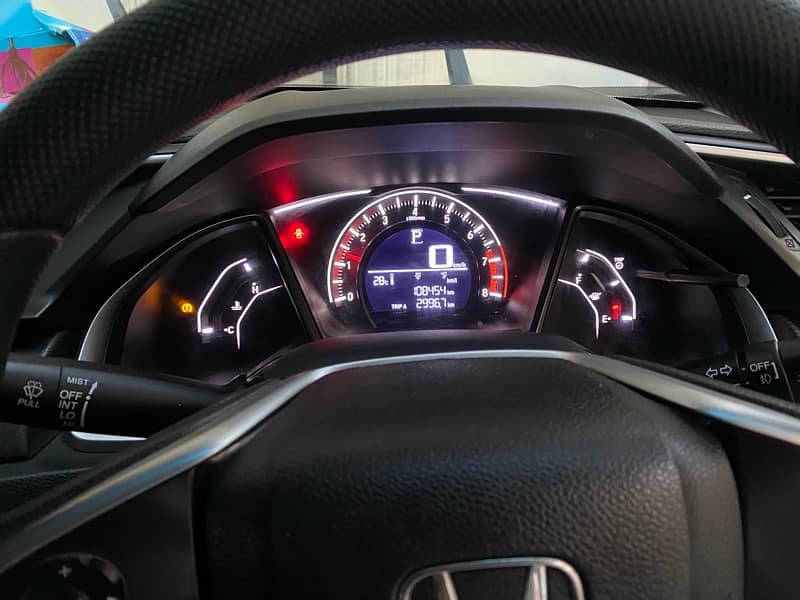 Honda Civic Oriel 2020 10