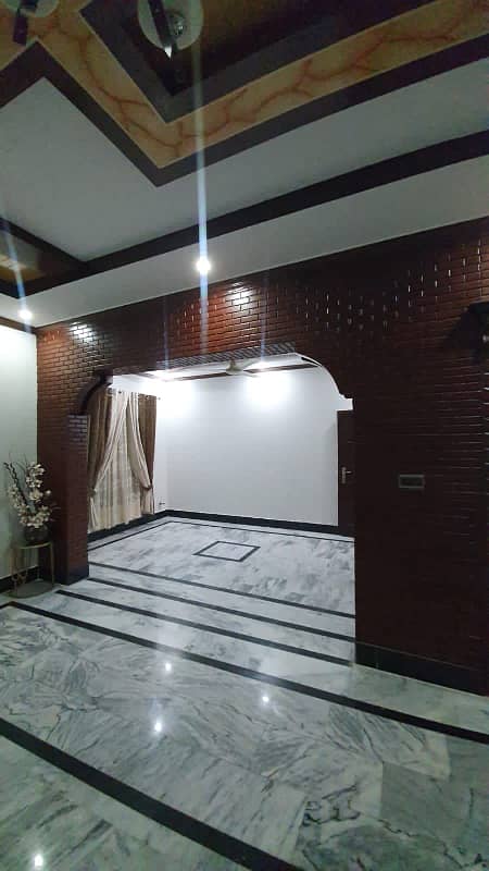 BEAUTIFUL UPPER PORTION AVAILABLE FOR RENT IN BANIGALA 6