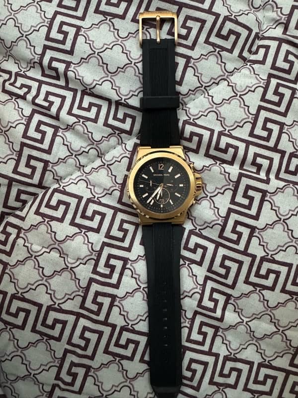 MICHAEL KORS ORIGINAL WATCH (BRAND NEW) 2