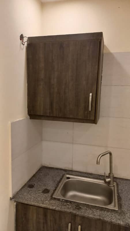 STUDIO LIKE A BRAND NEW EXCELLENT GOOD CONDITION FLAT FOR RENT IN NISHTER BLOCK BAHRIA TOWN LAHORE 4