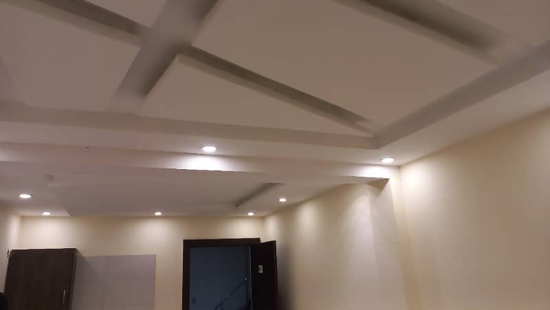 STUDIO LIKE A BRAND NEW EXCELLENT GOOD CONDITION FLAT FOR RENT IN NISHTER BLOCK BAHRIA TOWN LAHORE 8