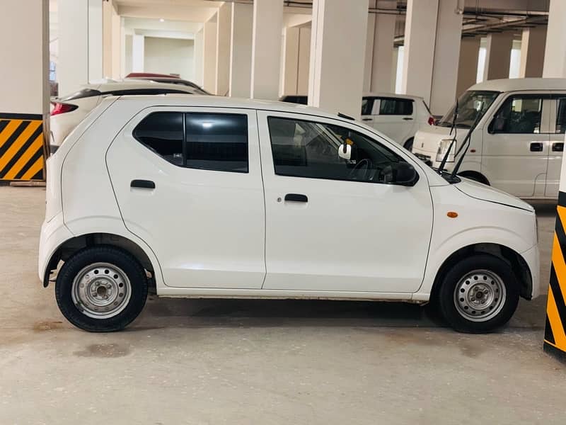 Suzuki Alto VXR 2022 LAST MONTH DEC REGISTERED 1 fender touchup 1