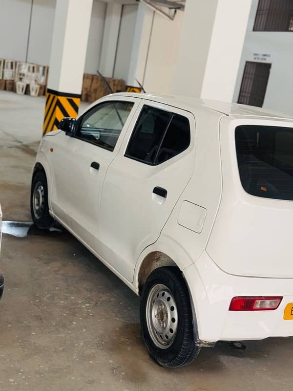 Suzuki Alto VXR 2022 LAST MONTH DEC REGISTERED 1 fender touchup 2