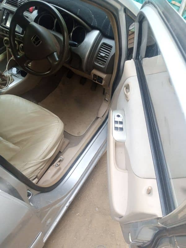 Honda City IDSI 2006 behtreen condition 3