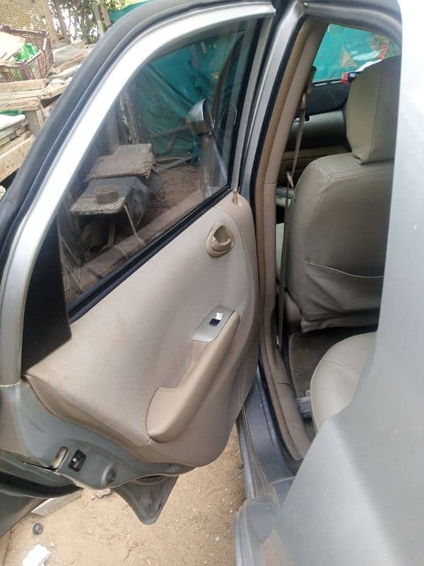 Honda City IDSI 2006 behtreen condition 5