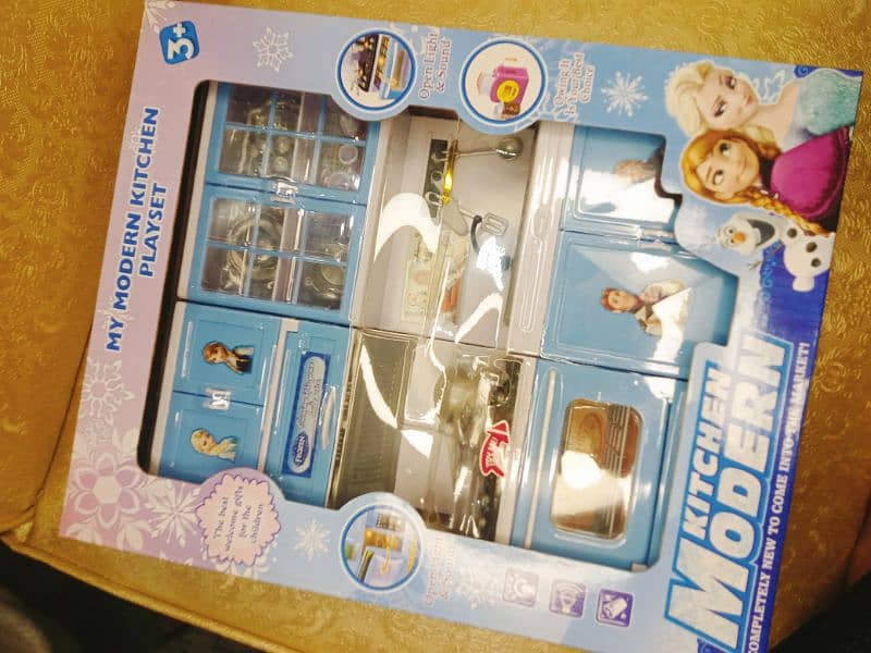 modern kitchen playset 1