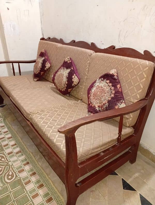 5 seater Sofa set premium wood 0