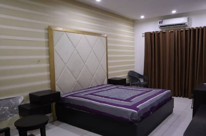 VIP Deluxe Fully Furnished Apartment for Sale Kohinoor City, Faisalabad 2