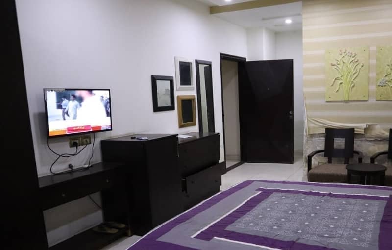 VIP Deluxe Fully Furnished Apartment for Sale Kohinoor City, Faisalabad 5