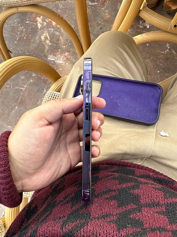 iphone 14 pro 128 gb deep purple 4