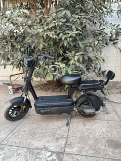 electric scooty