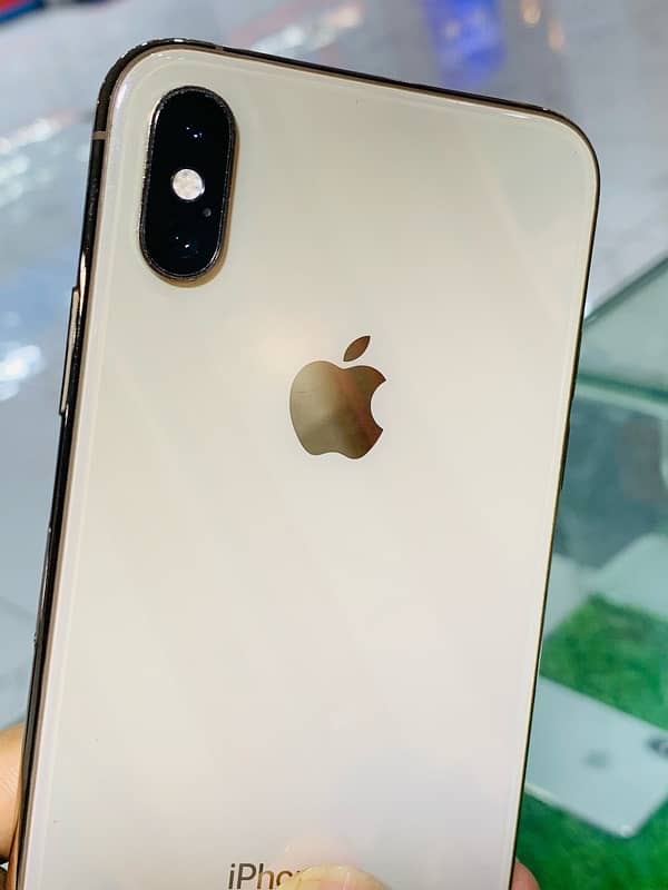 iPhone xs 64gb pta approved 6