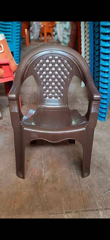 Quality plastic chair with armrest 1